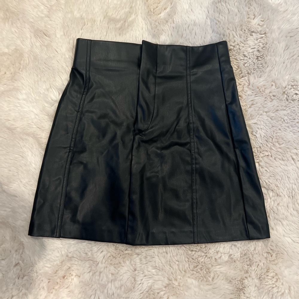 Zara Black leather mini skirt